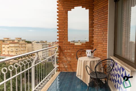 HOTIDAY Room Collection - Sorrento