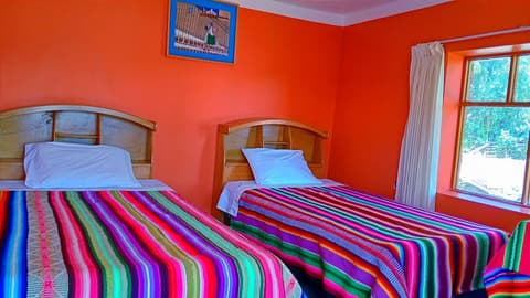 Amantani Samary Lodge