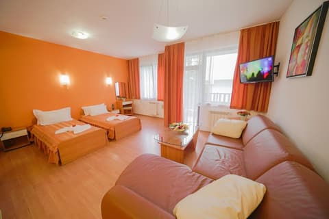 Flora Residence Daisy