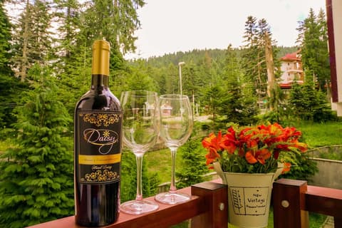 Flora Residence Daisy