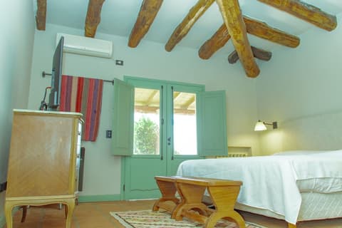 El Porvenir Wine Lodge