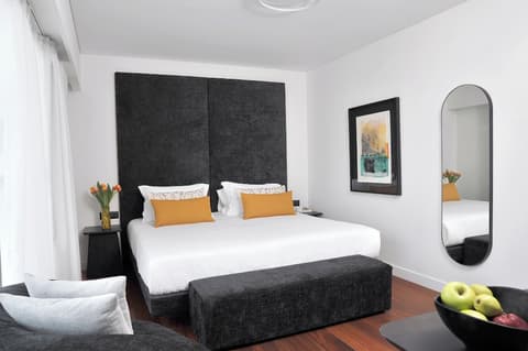 The Athenaeum Luxury Hotel