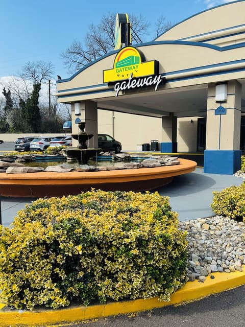Gateway Hotel