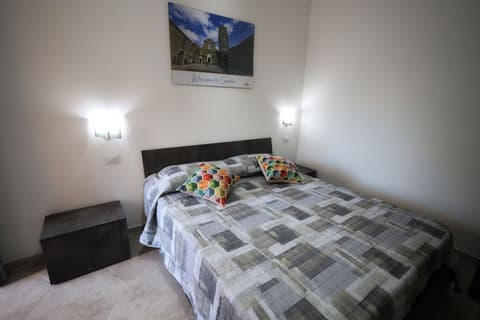 B&B REVOLUTION BED & BREAKFAST