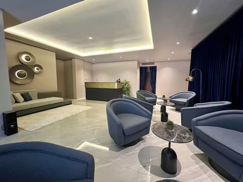 Weingart Suites Hotel