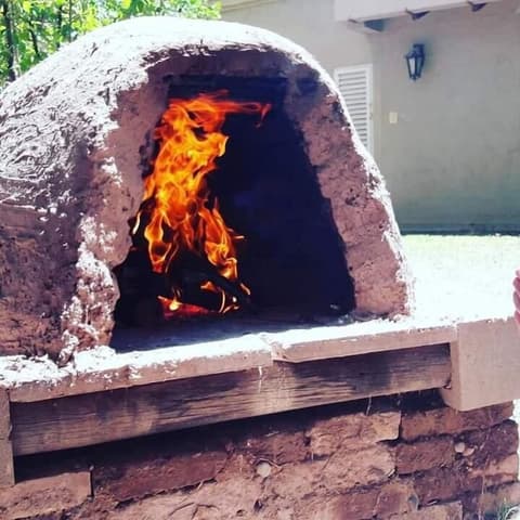 Dark Green House - Chacras de Coria