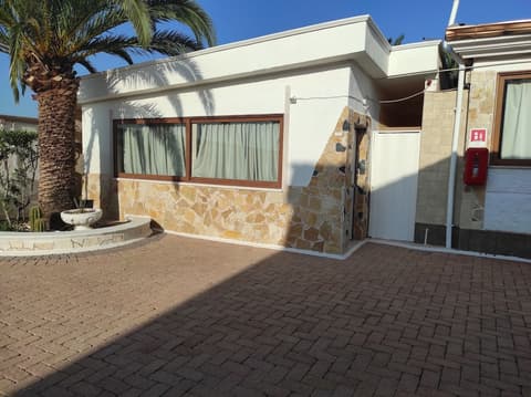 Re Sole Resort & spa, Terrace/patio