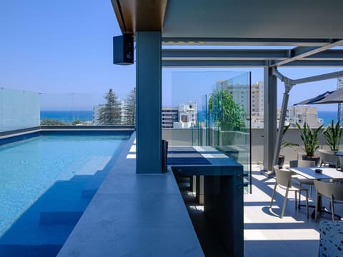 Mercure Larnaca Finikoudes Beach