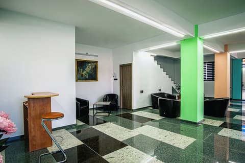 Colors Residence, Reception