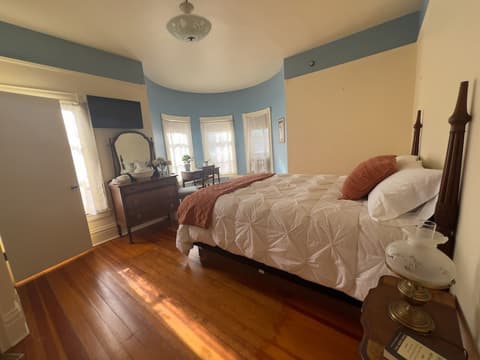 The Boho Buffalo Inn