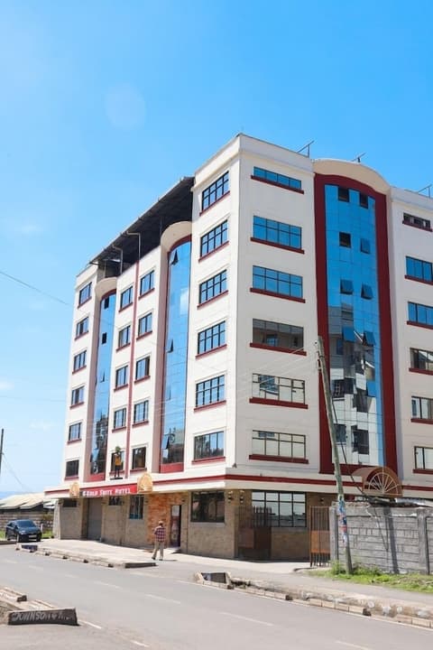 GOLD SUITE HOTEL, Front of property