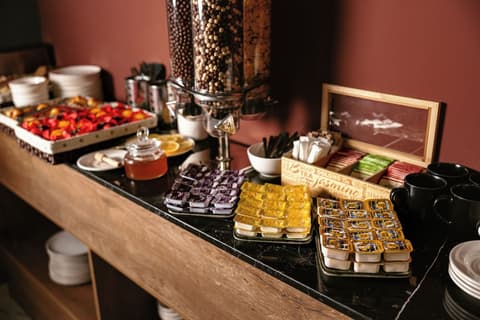 Hotel Splendid Tbilisi, Breakfast buffet