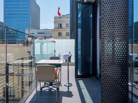 Debaines Hotel Santiago, Balcony