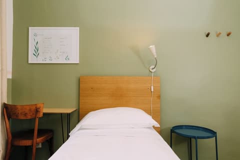 Tomato Urban Retreat, Room