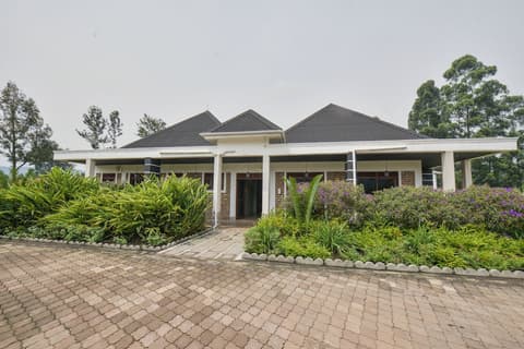 Kabale Safari Club