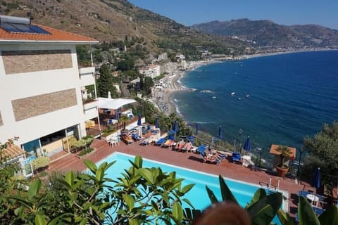 BAY PALACE MAZZARO'