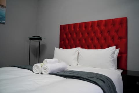 Aqua Guest House, Room