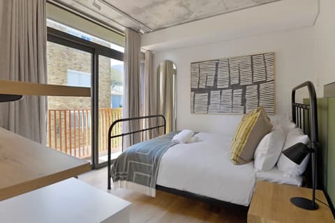 SIX ON N - Fluent Serviced Apartments