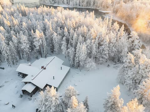 Vaattunki Wilderness Resort, Exterior
