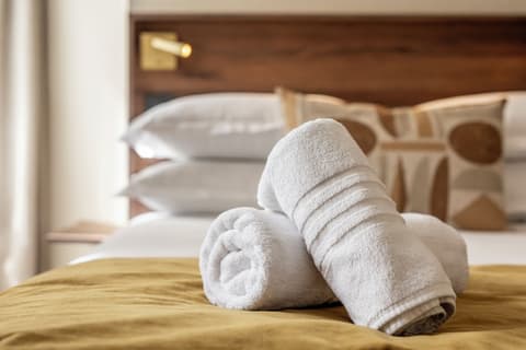 Le Monsieur by Sweett