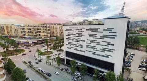 Hotel Partner, Front of property