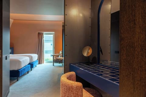 Cenica Porto Hotel, Curio Collection by Hilton