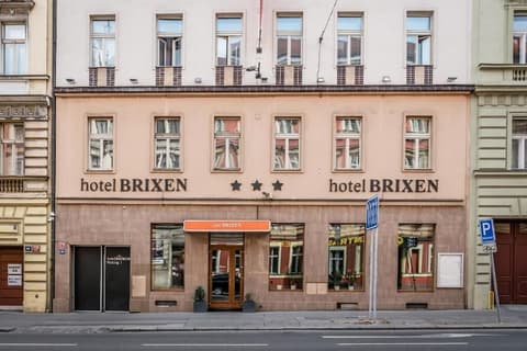 Hotel Brixen, Exterior