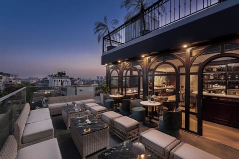 The Q Boutique Hotel, Bar (on property)