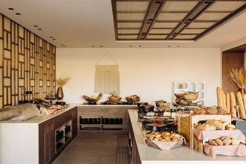 Unda, Breakfast buffet