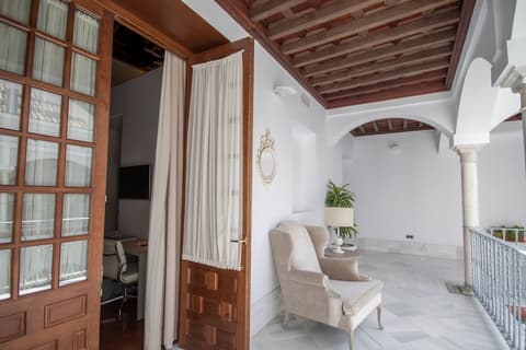 Hotel Boutique Palacio Pinello, Balcony