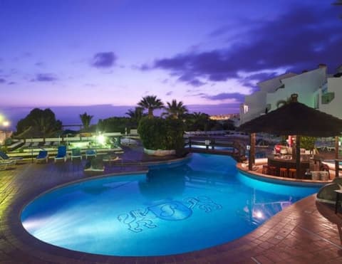 Regency Torviscas Apartments Suites