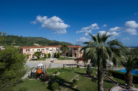 Elanthi Village Hotel