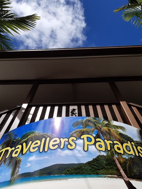 Travellers Paradise Heritage Historical Place - Hostel