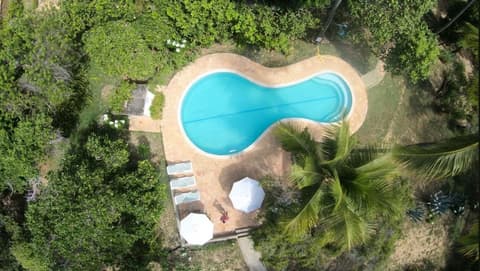 Pousada Araças Village