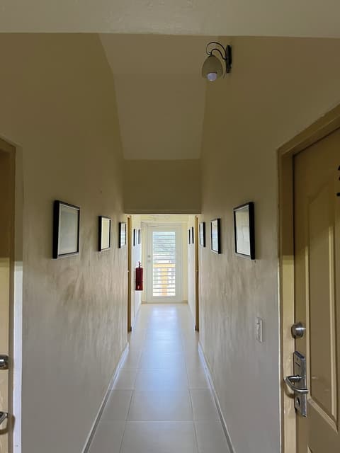 Mustique Suites Curacao, Reception