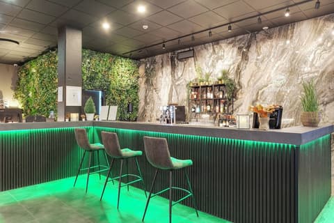 Hotel Vellir, Reception