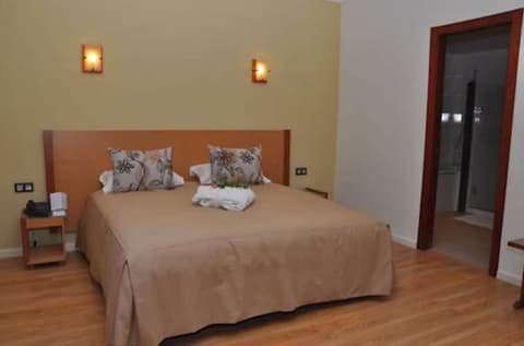 Across Hôtels & Spa Fès, Room