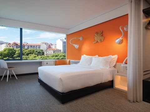 EVOLUTION Lisboa Hotel, Room
