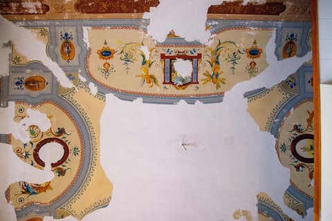 Central Gallery Rooms