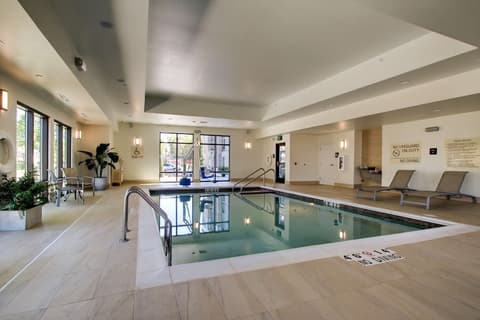 Hampton Inn & Suites Milwaukee West