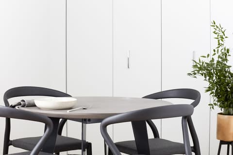 Mint House 70 Pine by Kasa