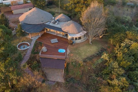 Cayley Mountain Resort