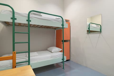 The Ritz Hostel, Room