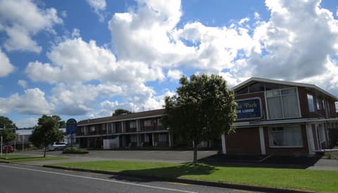 Kuirau Park Motor Lodge, Front of property