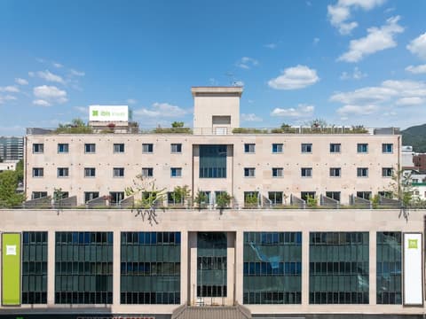 ibis Styles Ambassador Jeonju City Centre