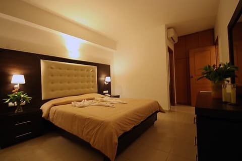 Castro Beach Hotel, Room