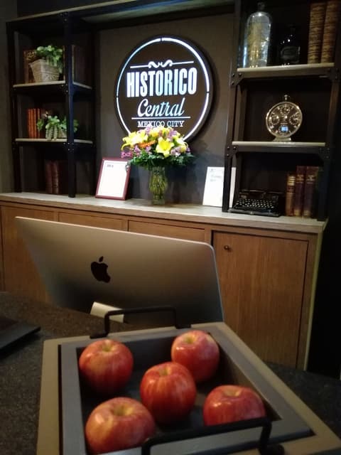 Historico Central Hotel, Reception