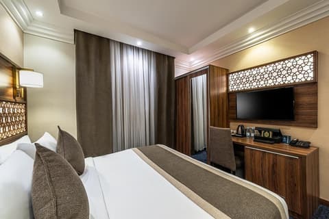 Golden Tulip Al Zahabi