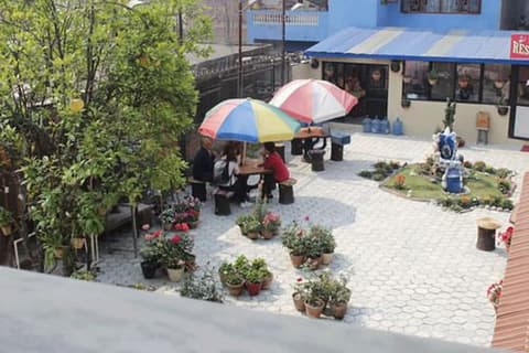 Dipankara Holiday Home