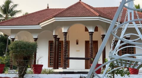 Coconut Creek Homestay